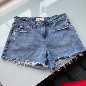 A&F The Baggy Low Rise Denim Shorts - Curve Love - Size 28